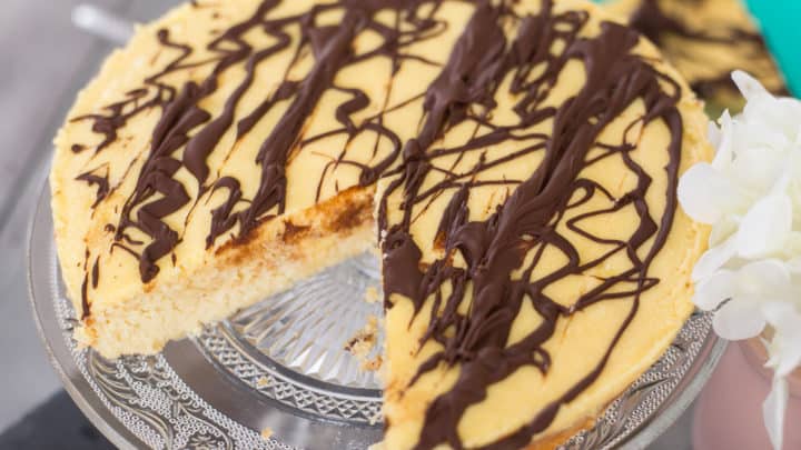 keto boston cream poke cake, boston cream poke cake