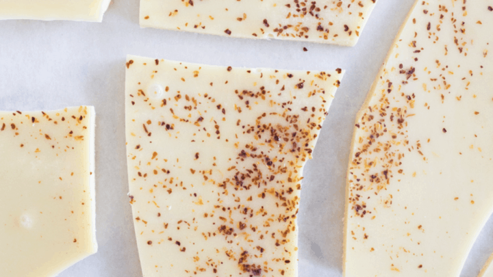 keto white chocolate, low carb white chocolate, keto white chocolate recipe, how to make keto white chocolate, how to make low carb white chocolate