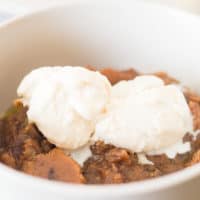 Keto Pecan Cobbler
