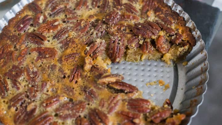 keto pecan pie, low can pecan pie, keto pecan pie recipe, low carb pecan pie recipe, sugar free pecan pie, sugar free pecan pie recipe