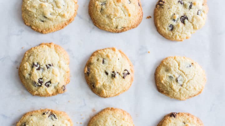 Keto Chocolate Chip Cookies