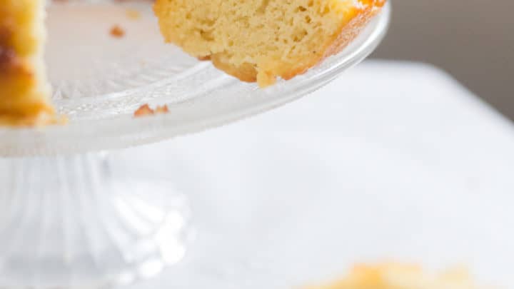 keto rum cake, keto rum cake recipe, keto rum pound cake, low carb rum cake, low carb rum cake recipe, sugar free rum cake, gluten free rum cake, how to make a keto rum cake