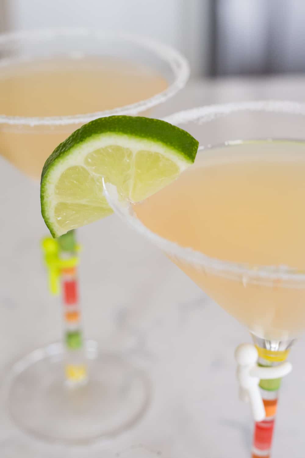 keto margarita, keto margarita recipe, low carb margarita, low carb margarita recipe, sugar free margarita, margarita keto, keto cocktail, keto friendly margarita, how to make a keto margarita