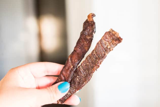 keto beef jerky, keto beef jerky recipe, how to make keto beef jerky, keto air fryer beef jerky, low carb been jerky, no sugar beef jerky, air fryer beef jerky, beef jerky in an air fryer, 