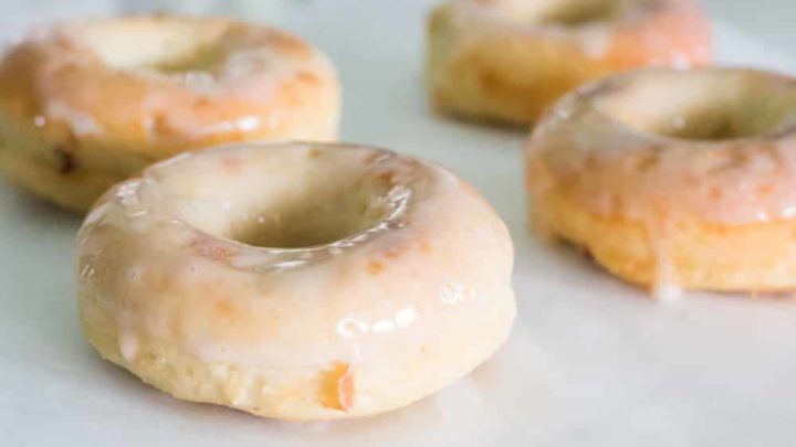 keto glazed donuts, keto glazed doughnuts, keto glazed donuts recipe, low carb glazed doughnuts, low carb glazed donuts, sugar free glazed donut, low carb donut recipe, low carb donuts almond flour, keto donuts, keto donut recipe, keto donuts almond flour