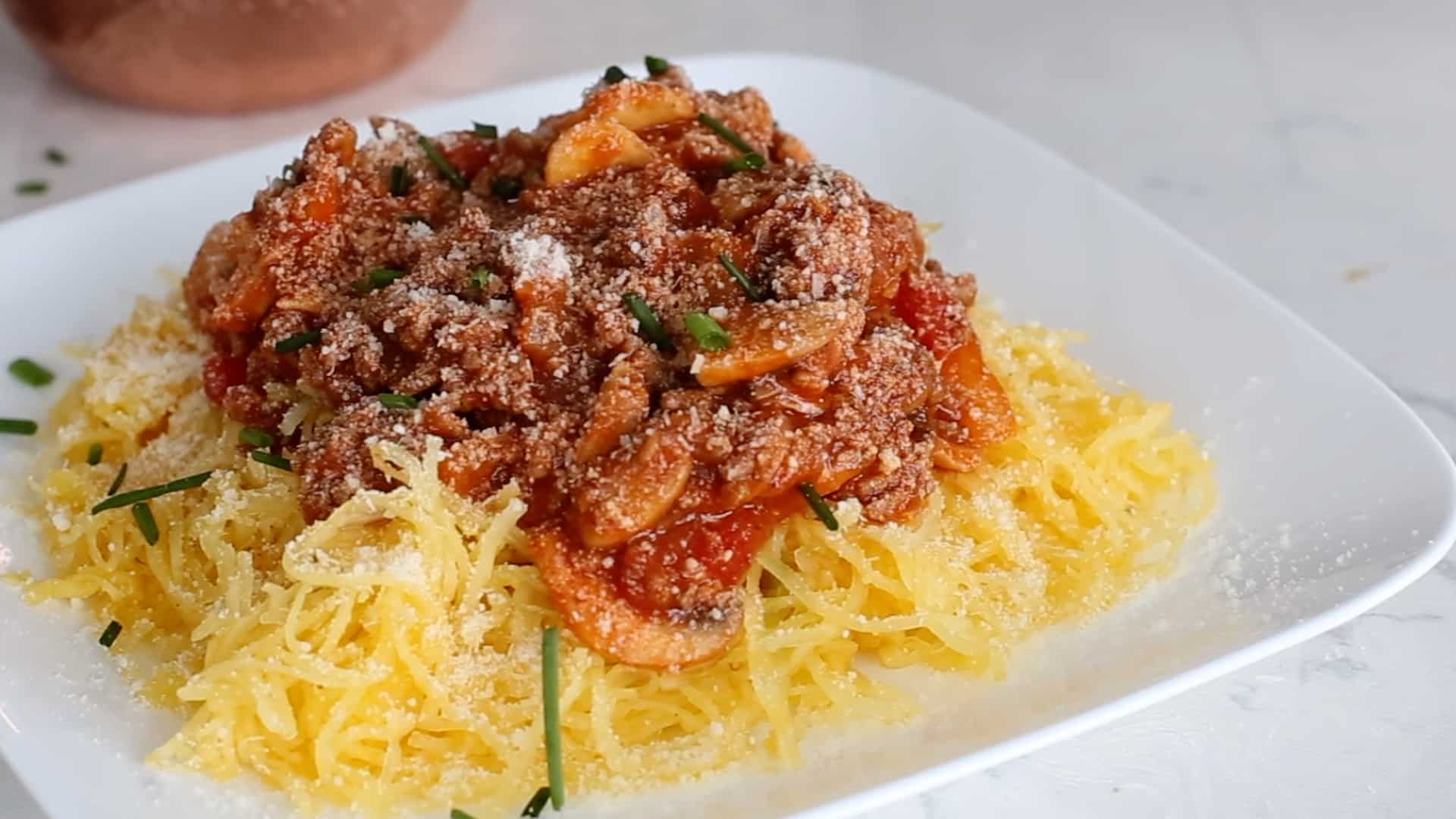 Spaghetti Squash with Low Carb Meat Sauce 