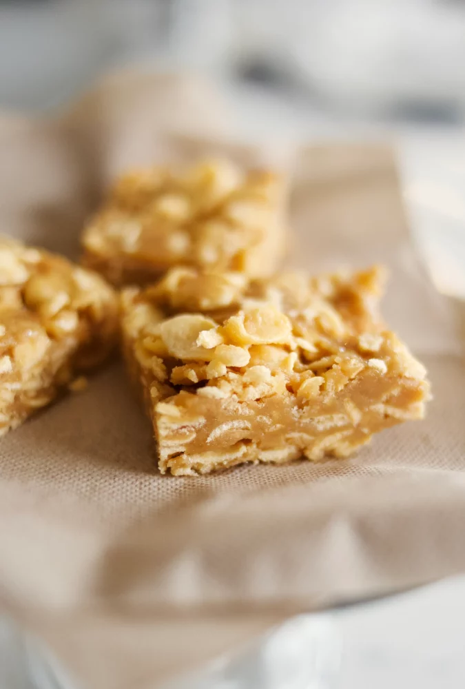 Keto peanut butter bars, no bake keto peanut butter bars, keto peanut butter squares, no bake keto peanut butter squares, no bake peanut butter squares, how to make peanut butter squares, peanut butter bars, how to make peanut butter bars, no sugar peanut butter bars, sugar free peanut butter bars, low carb peanut butter bars, low carb peanut butter squares